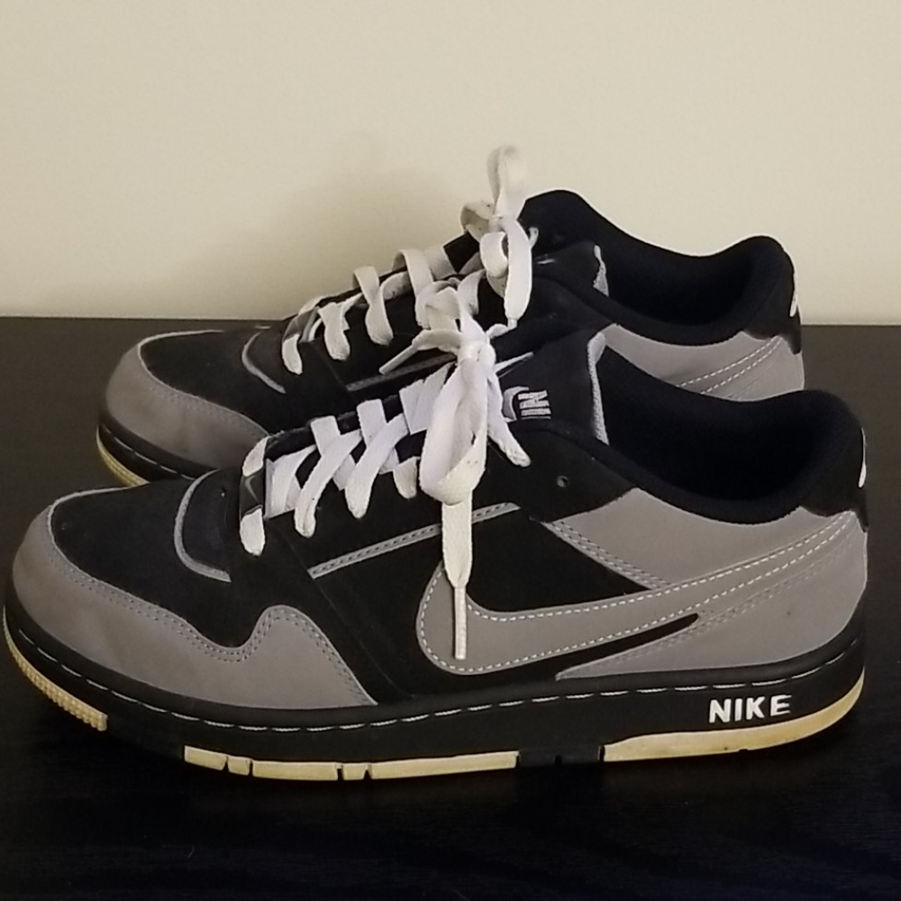 Nike